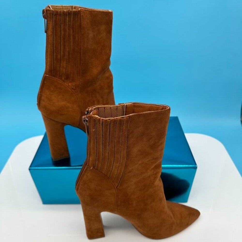 Forever 21 Women's Faux Suede Block Heel Pointed Toe Ankle Bootie, Size 8, Brown